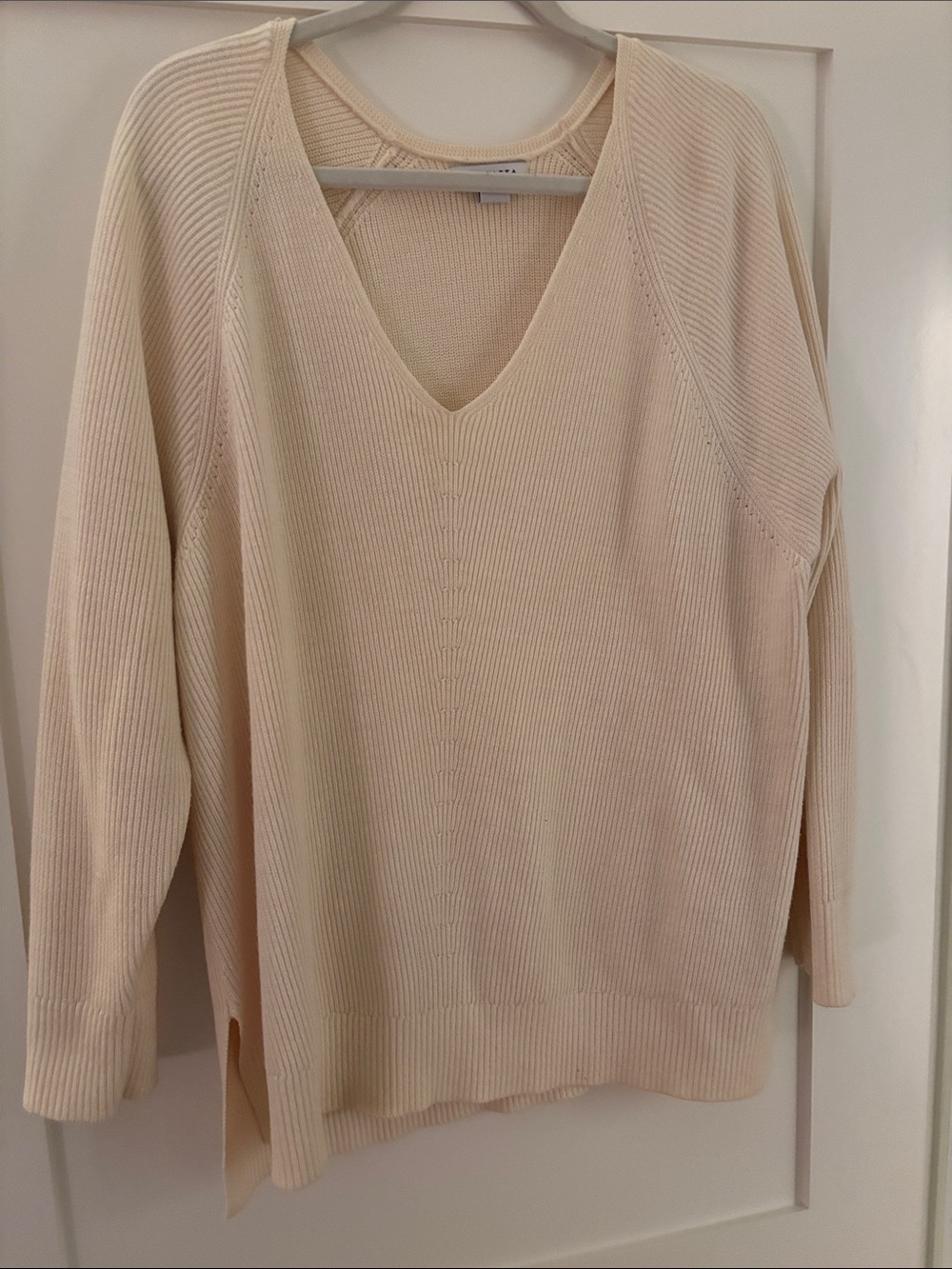 Athleta Ribbed V-Neck Sweater in Cream Cotton